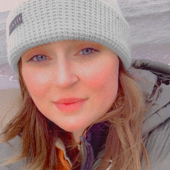 Meet Your Posher, Bri! - Picture 1 of 1